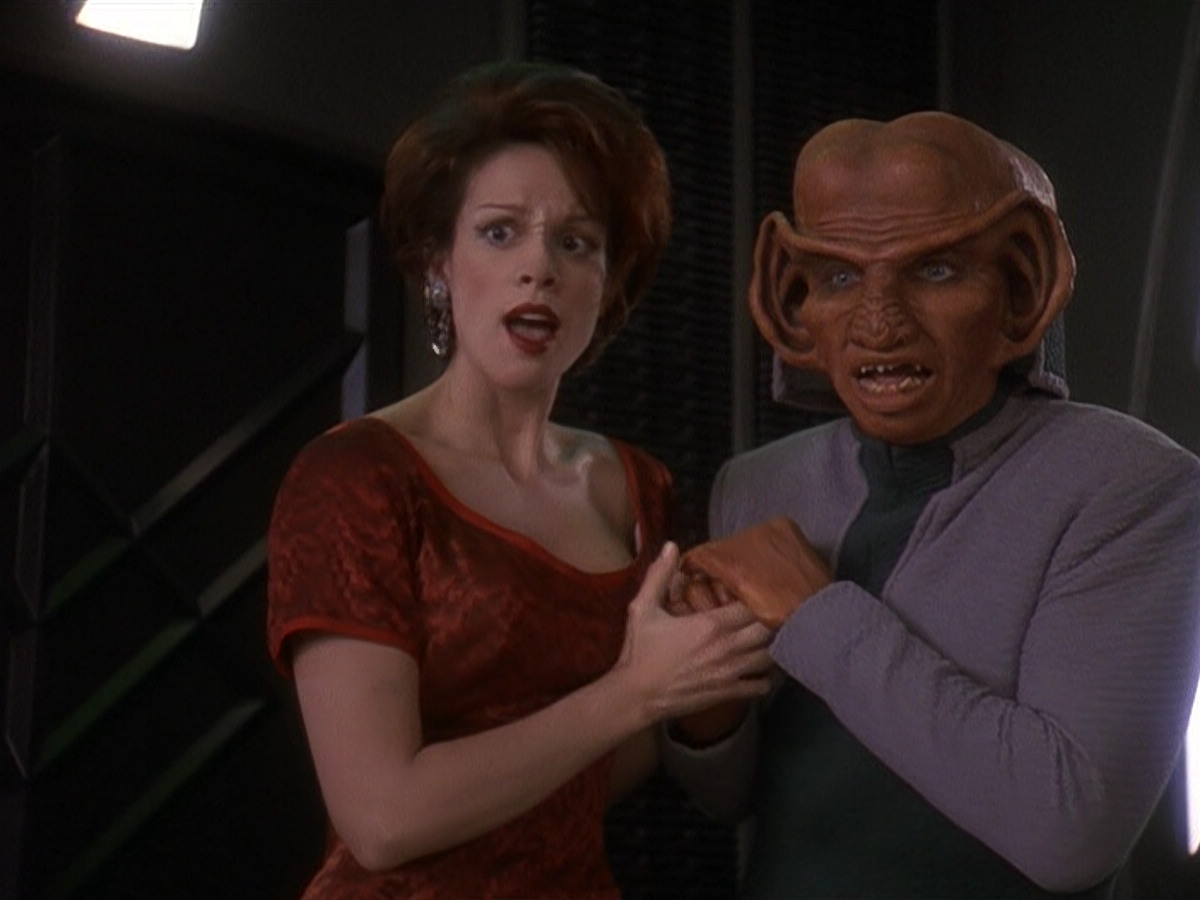 extant_StarTrek_DS9_5x20-FerengiLoveSongs_00154.jpg