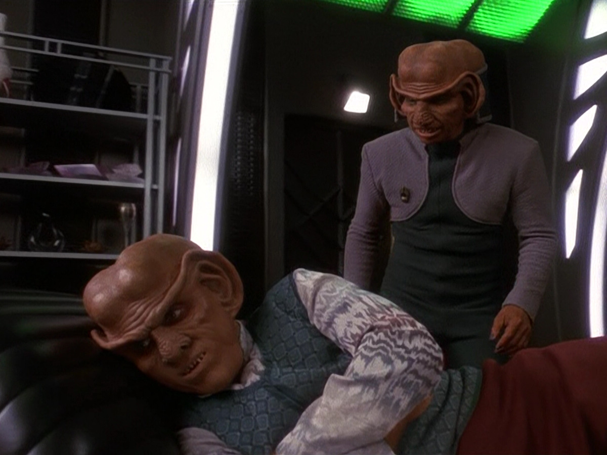extant_StarTrek_DS9_5x20-FerengiLoveSongs_00166.jpg