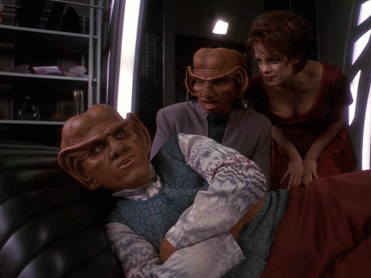 extant_StarTrek_DS9_5x20-FerengiLoveSongs_00174.jpg