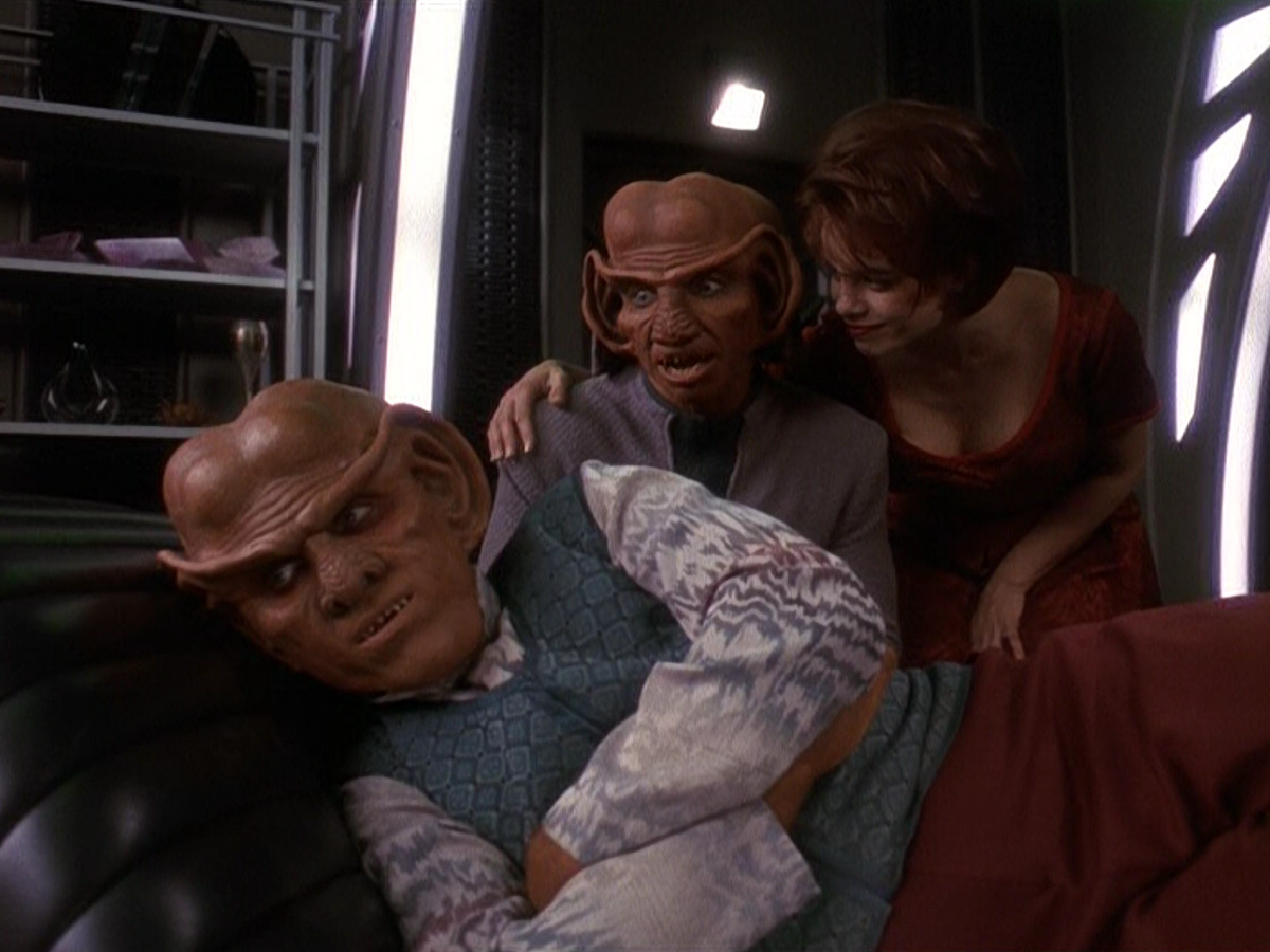 extant_StarTrek_DS9_5x20-FerengiLoveSongs_00197.jpg