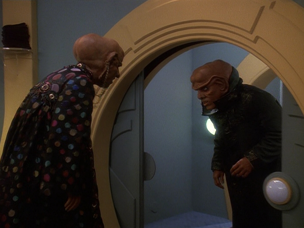 extant_StarTrek_DS9_5x20-FerengiLoveSongs_00252.jpg