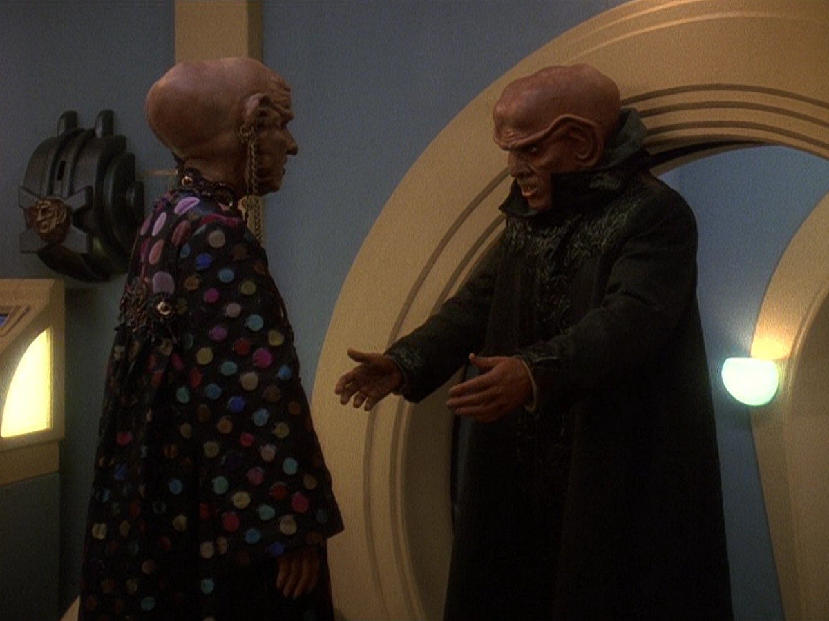 extant_StarTrek_DS9_5x20-FerengiLoveSongs_00259.jpg