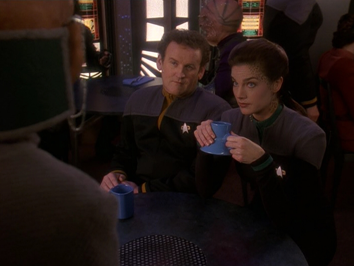 extant_StarTrek_DS9_5x20-FerengiLoveSongs_00447.jpg