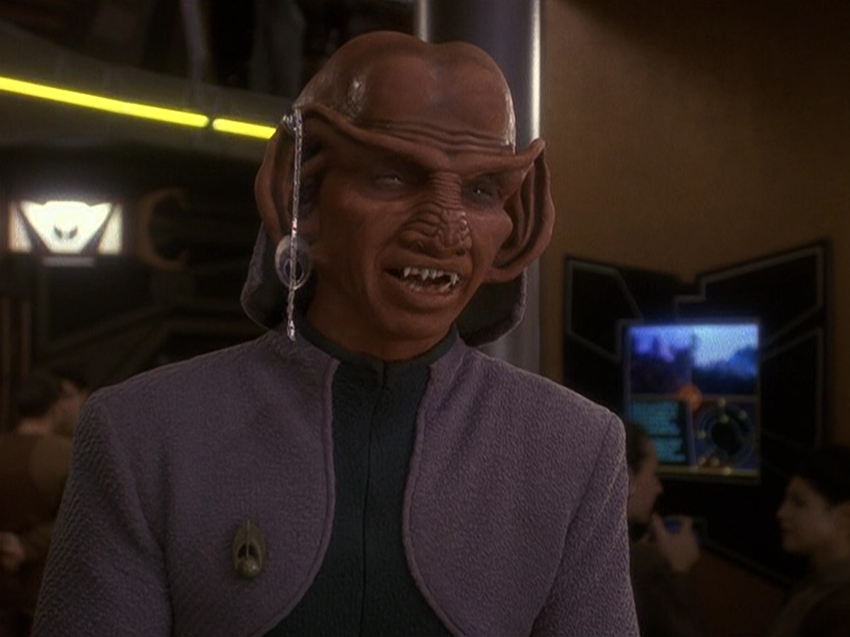 extant_StarTrek_DS9_5x20-FerengiLoveSongs_00449.jpg