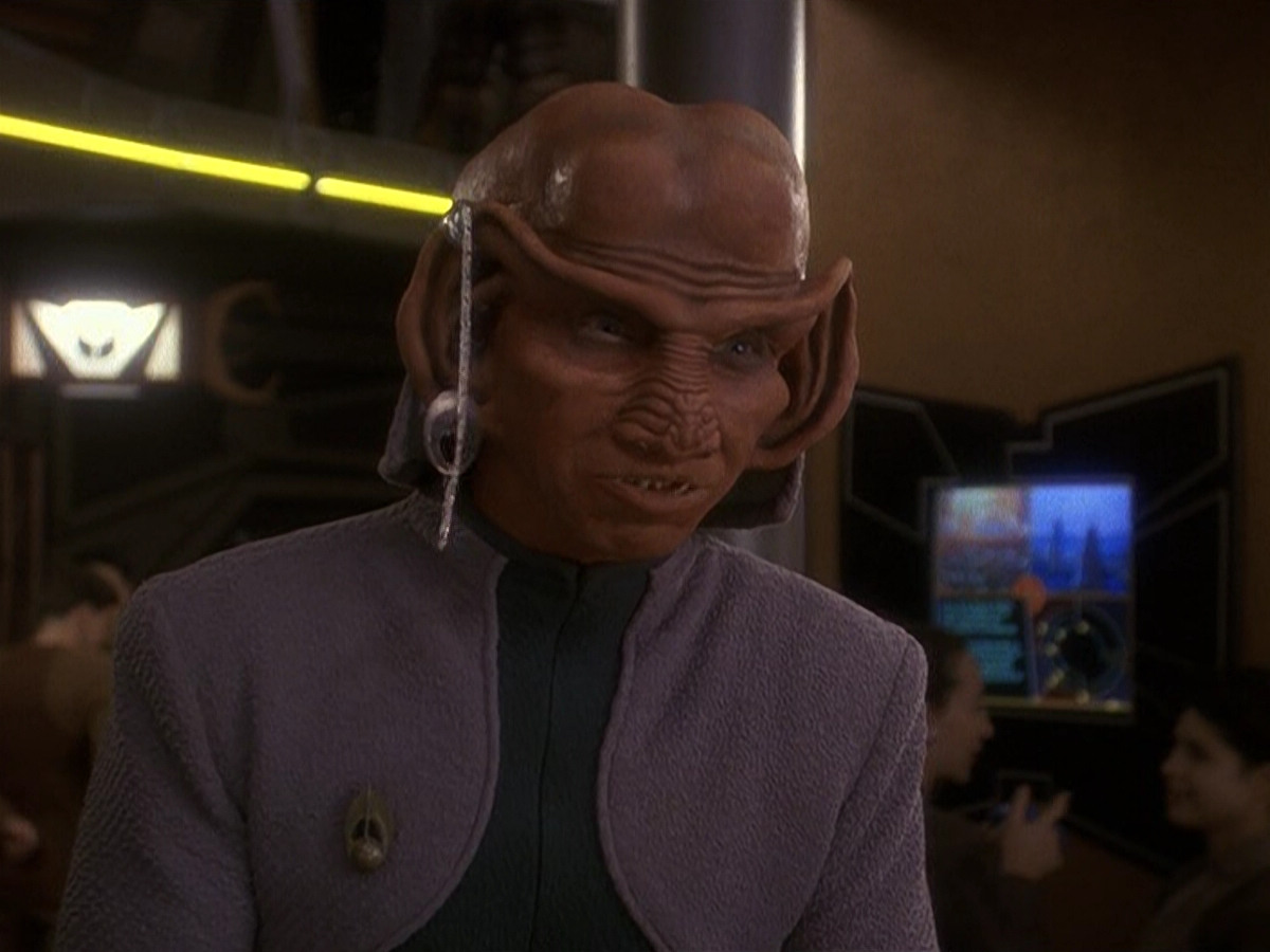 extant_StarTrek_DS9_5x20-FerengiLoveSongs_00454.jpg
