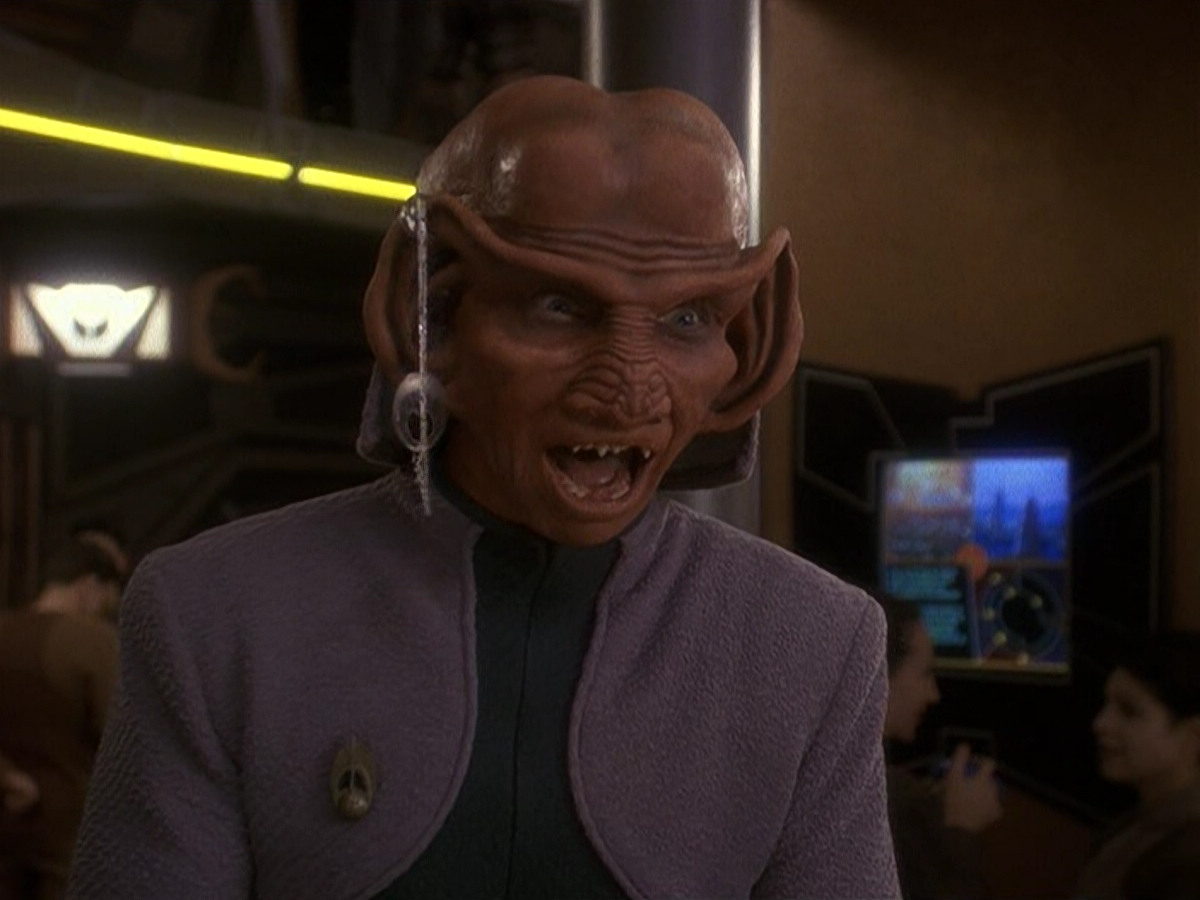 extant_StarTrek_DS9_5x20-FerengiLoveSongs_00455.jpg