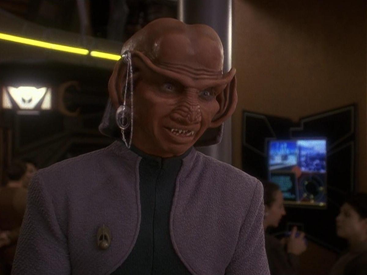 extant_StarTrek_DS9_5x20-FerengiLoveSongs_00463.jpg