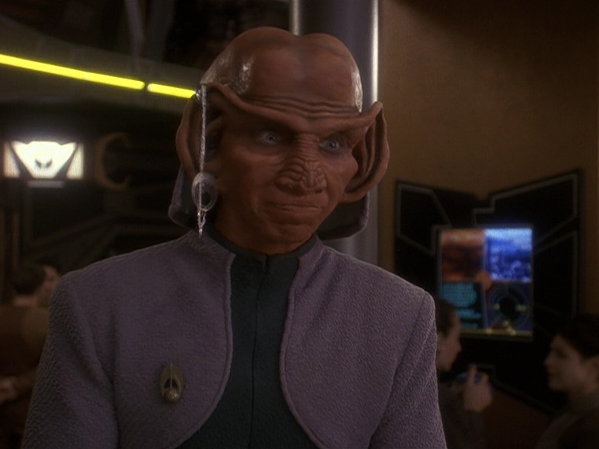 extant_StarTrek_DS9_5x20-FerengiLoveSongs_00466.jpg