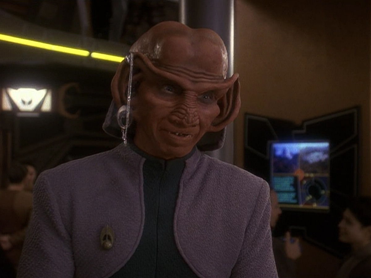 extant_StarTrek_DS9_5x20-FerengiLoveSongs_00490.jpg