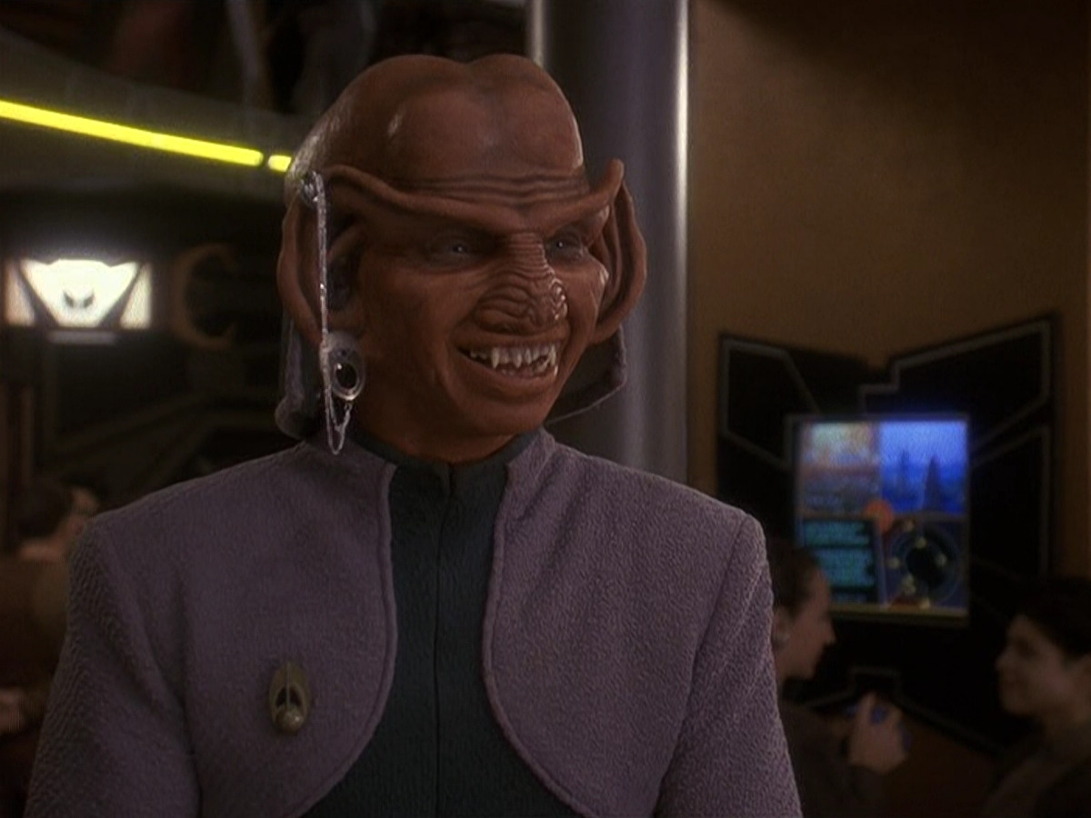 extant_StarTrek_DS9_5x20-FerengiLoveSongs_00501.jpg