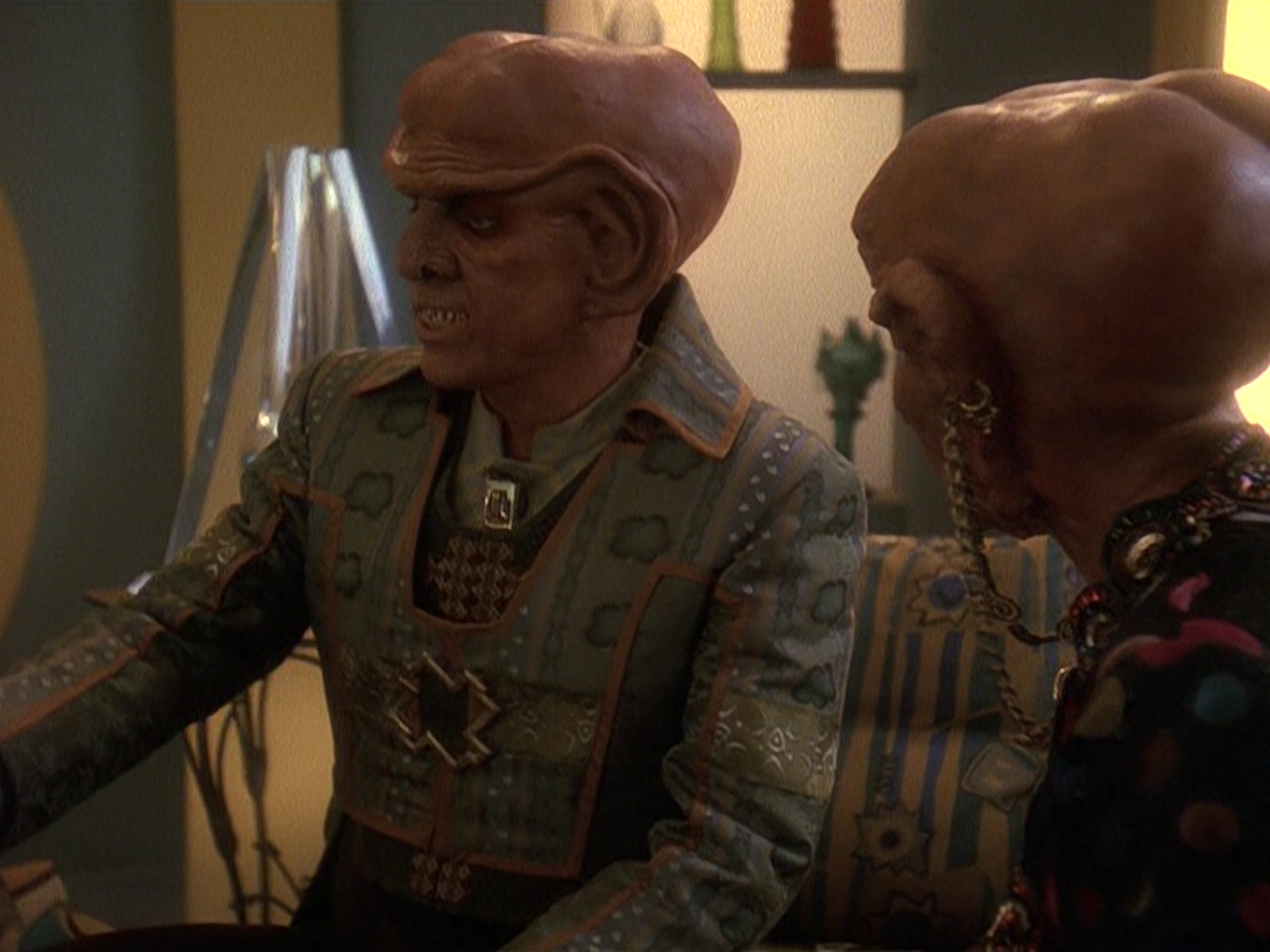 extant_StarTrek_DS9_5x20-FerengiLoveSongs_00566.jpg