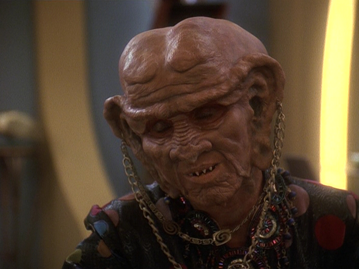 extant_StarTrek_DS9_5x20-FerengiLoveSongs_00611.jpg