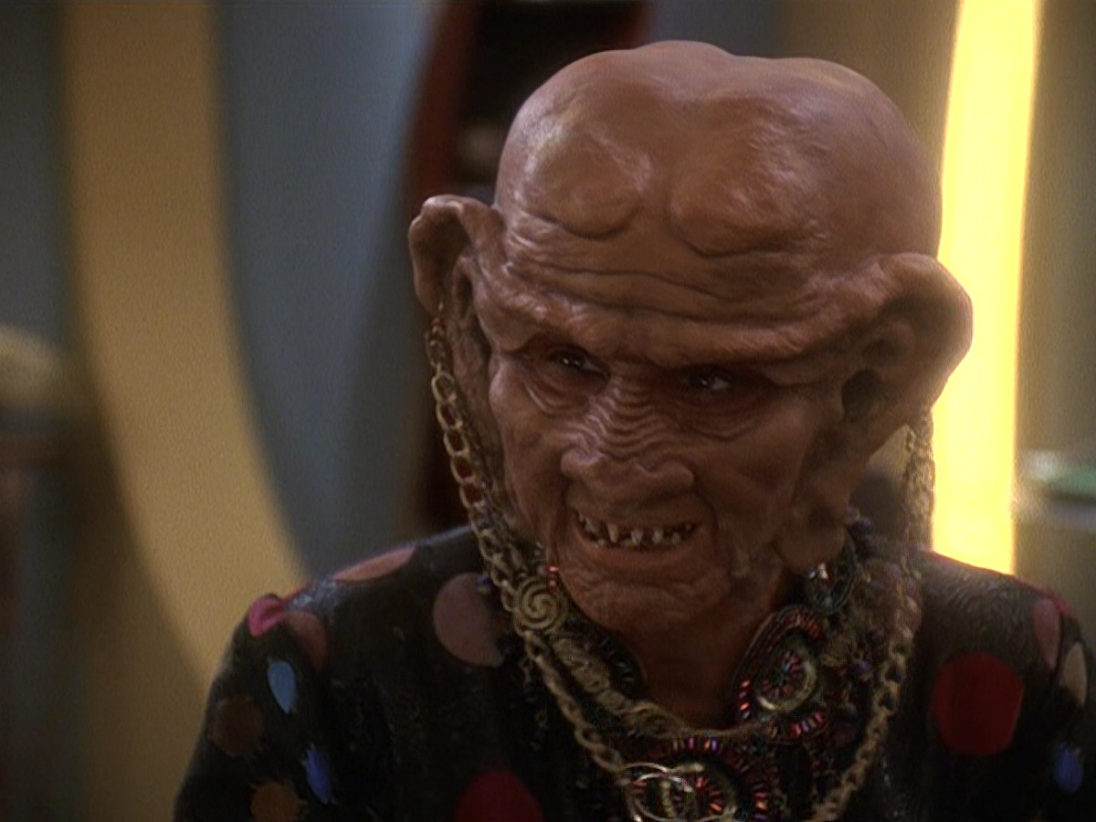extant_StarTrek_DS9_5x20-FerengiLoveSongs_00619.jpg