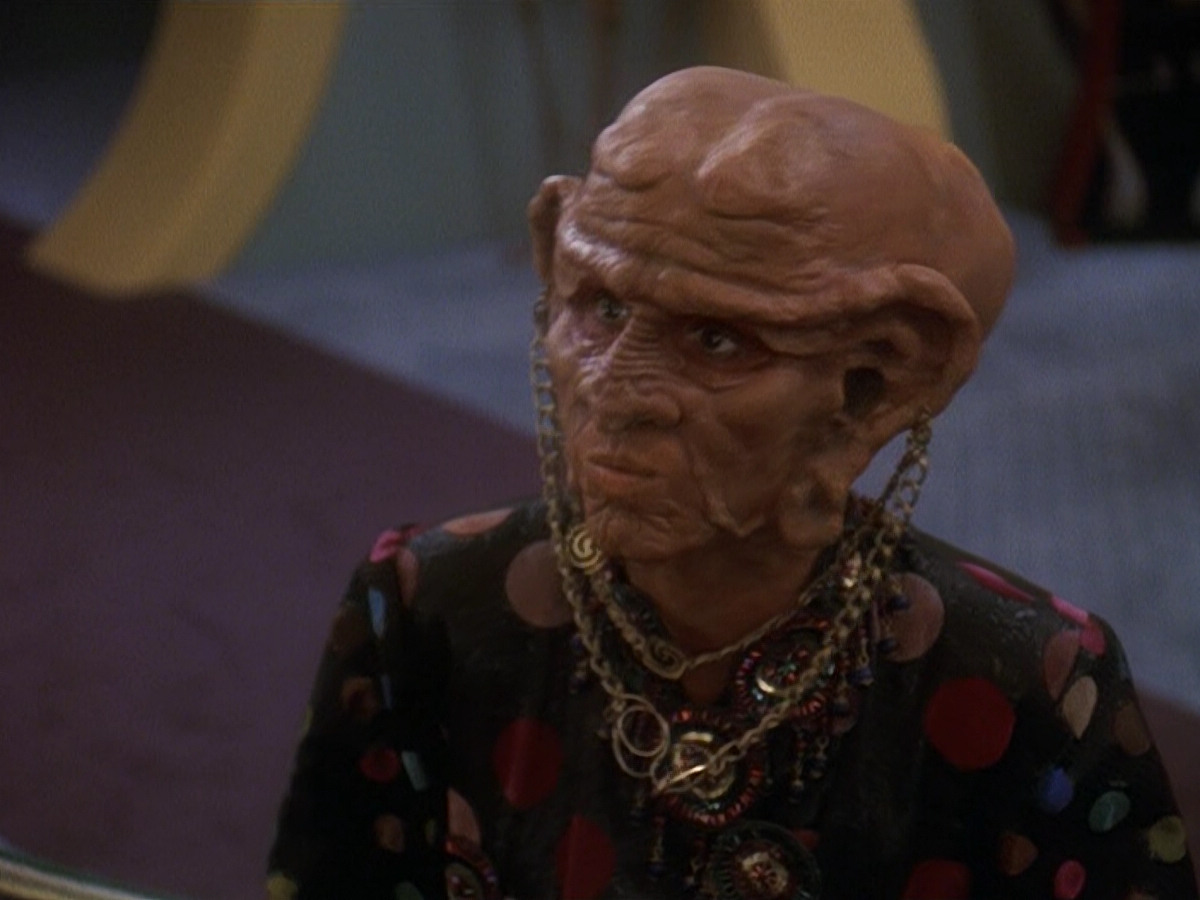 extant_StarTrek_DS9_5x20-FerengiLoveSongs_00647.jpg