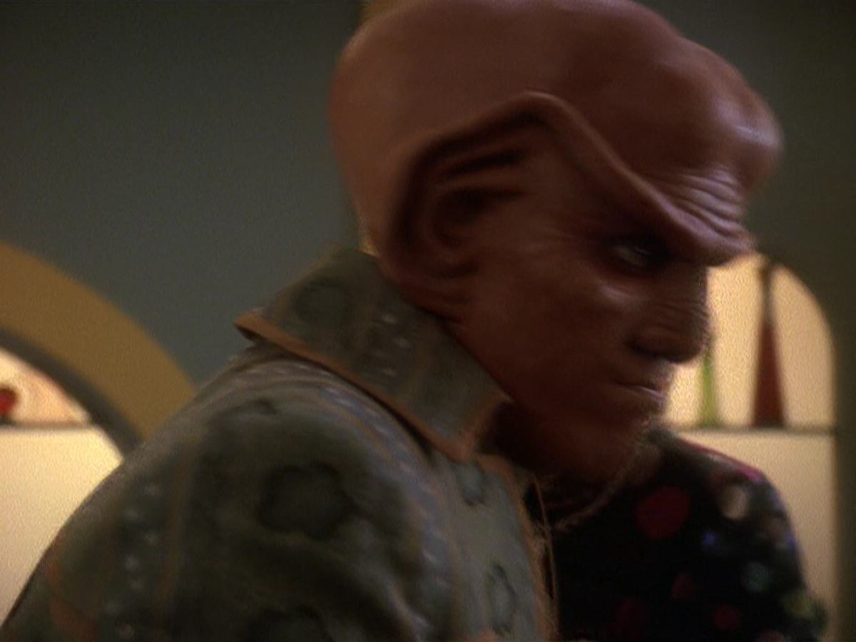 extant_StarTrek_DS9_5x20-FerengiLoveSongs_00671.jpg