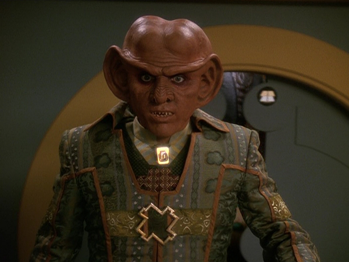 extant_StarTrek_DS9_5x20-FerengiLoveSongs_00700.jpg