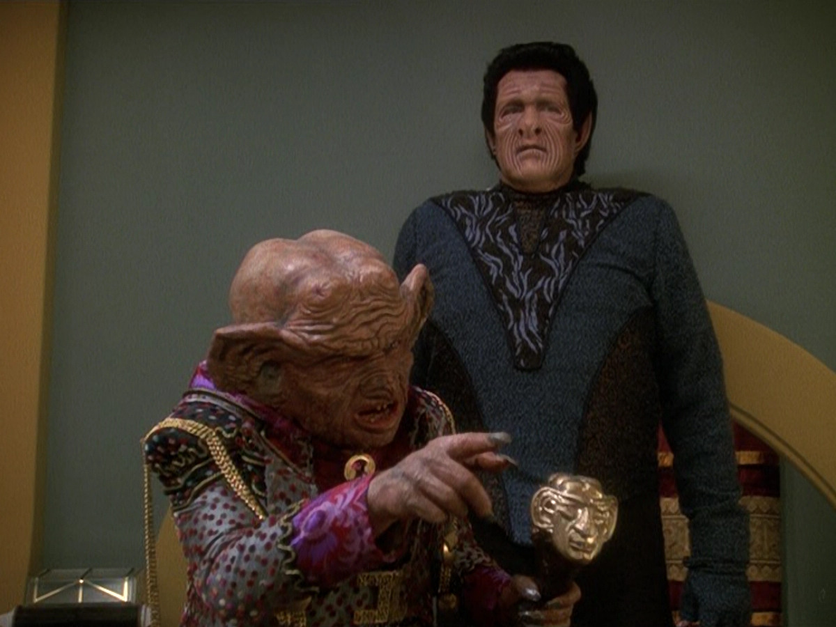 extant_StarTrek_DS9_5x20-FerengiLoveSongs_00775.jpg