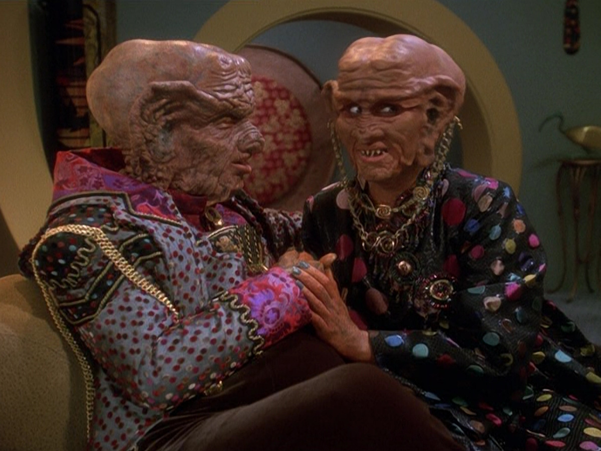extant_StarTrek_DS9_5x20-FerengiLoveSongs_00871.jpg