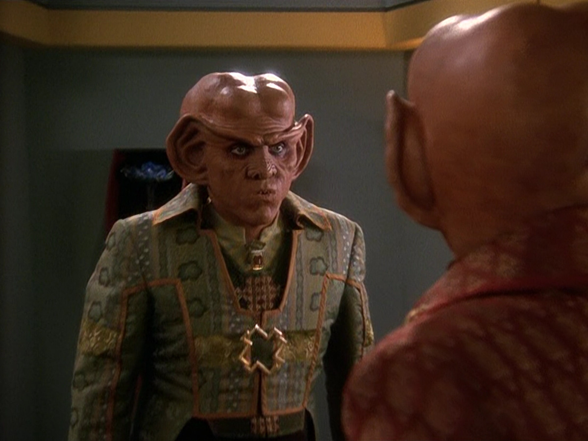 extant_StarTrek_DS9_5x20-FerengiLoveSongs_01582.jpg