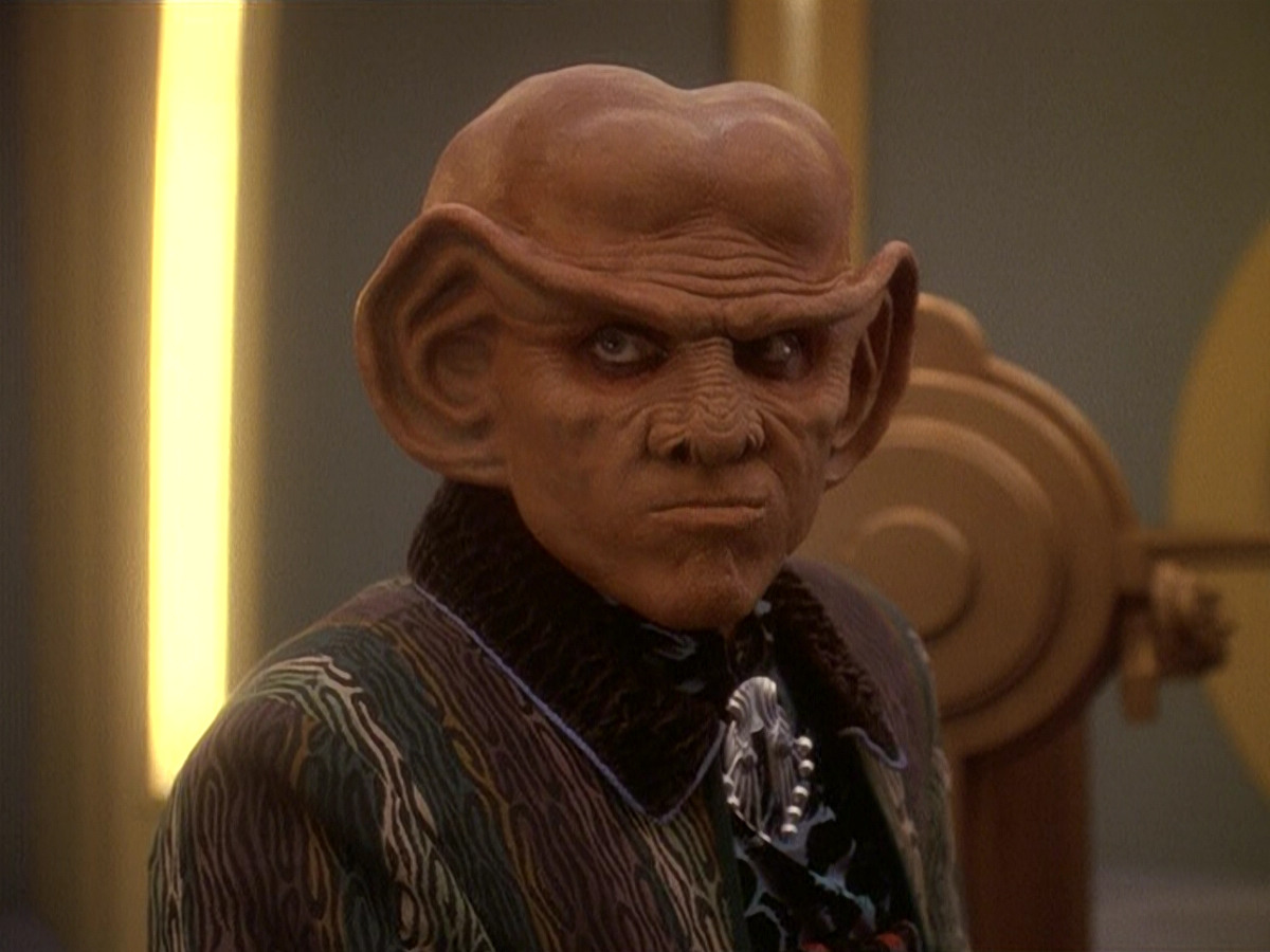 extant_StarTrek_DS9_5x20-FerengiLoveSongs_03105.jpg