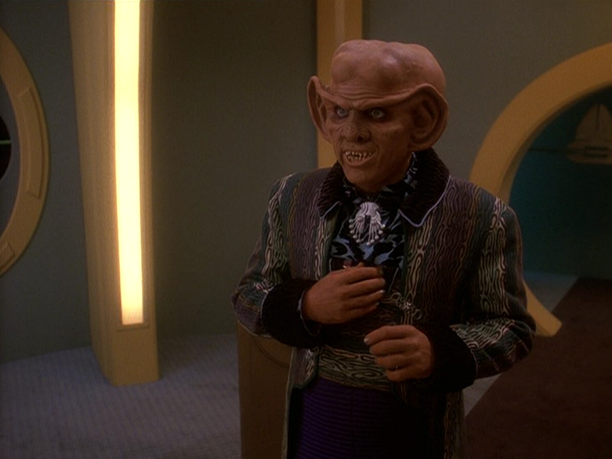 extant_StarTrek_DS9_5x20-FerengiLoveSongs_03335.jpg