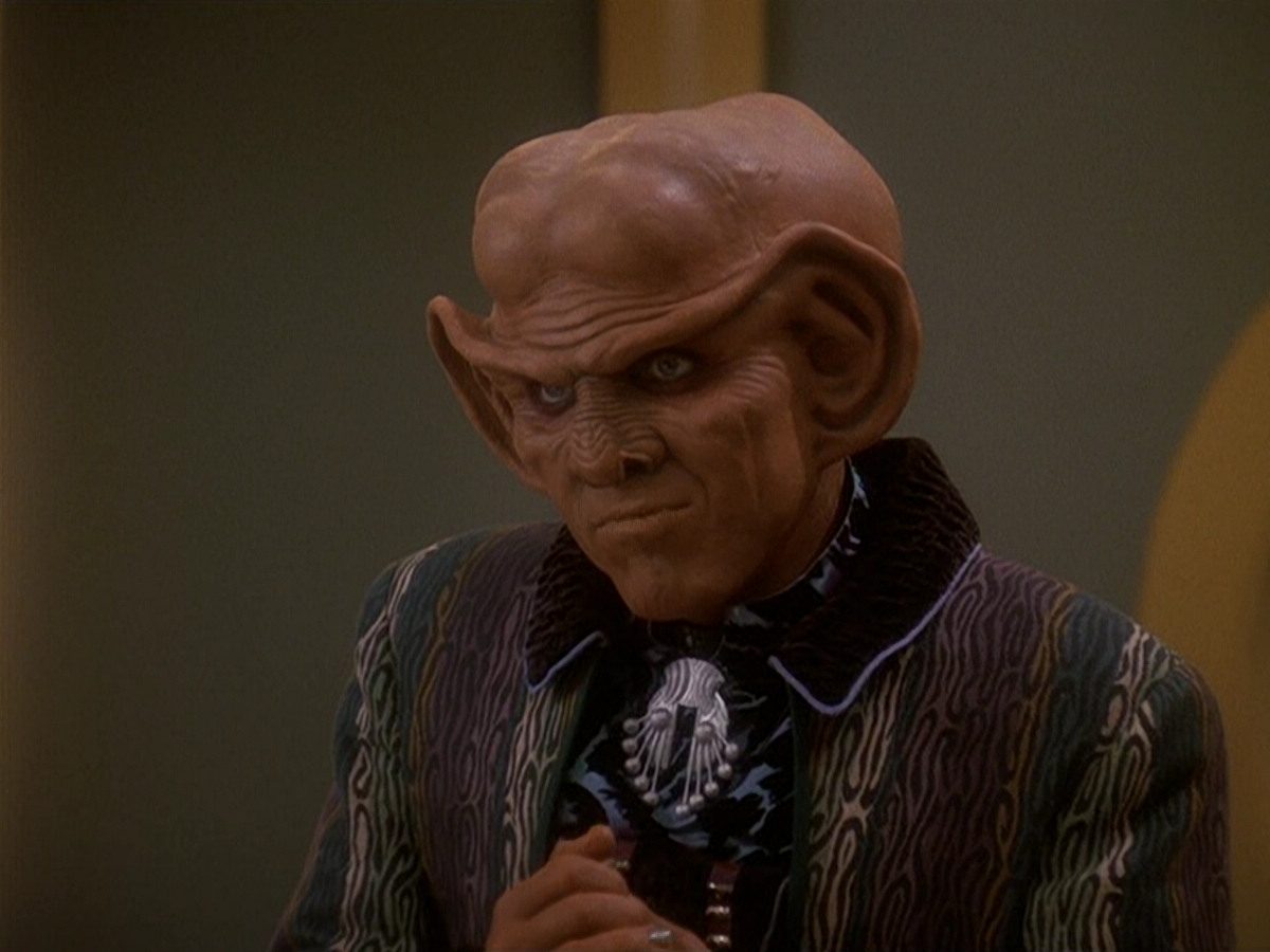 extant_StarTrek_DS9_5x20-FerengiLoveSongs_03407.jpg