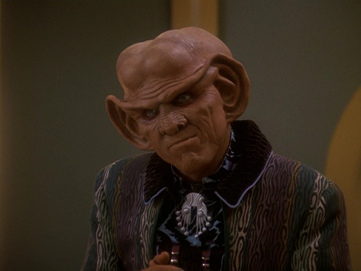 extant_StarTrek_DS9_5x20-FerengiLoveSongs_03408.jpg
