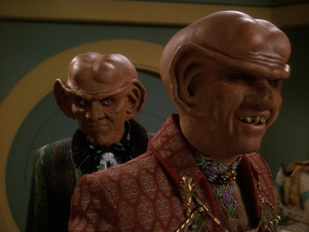 extant_StarTrek_DS9_5x20-FerengiLoveSongs_03695.jpg