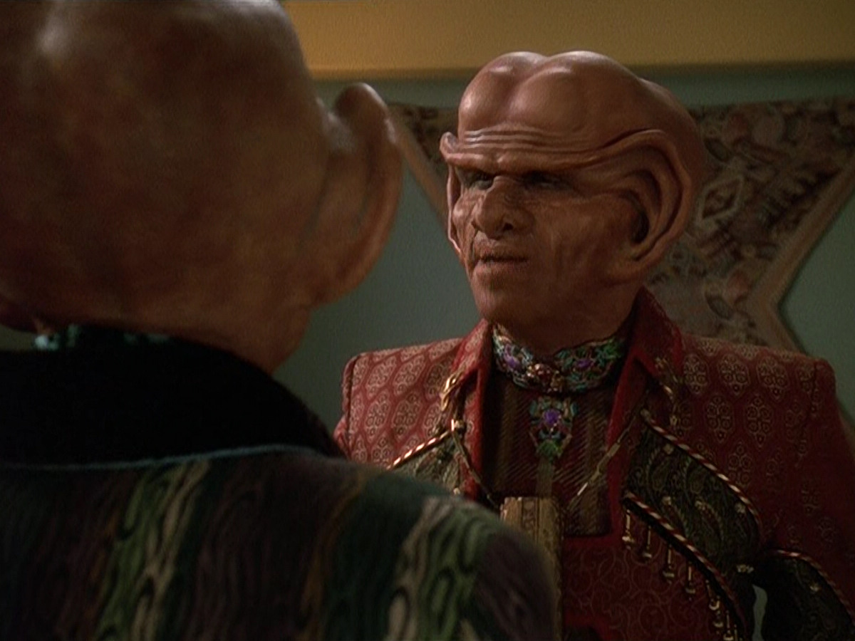 extant_StarTrek_DS9_5x20-FerengiLoveSongs_03701.jpg