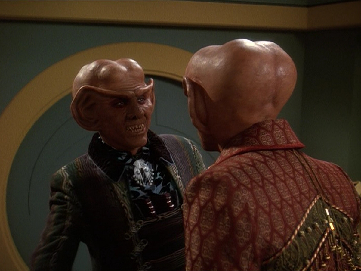 extant_StarTrek_DS9_5x20-FerengiLoveSongs_03712.jpg