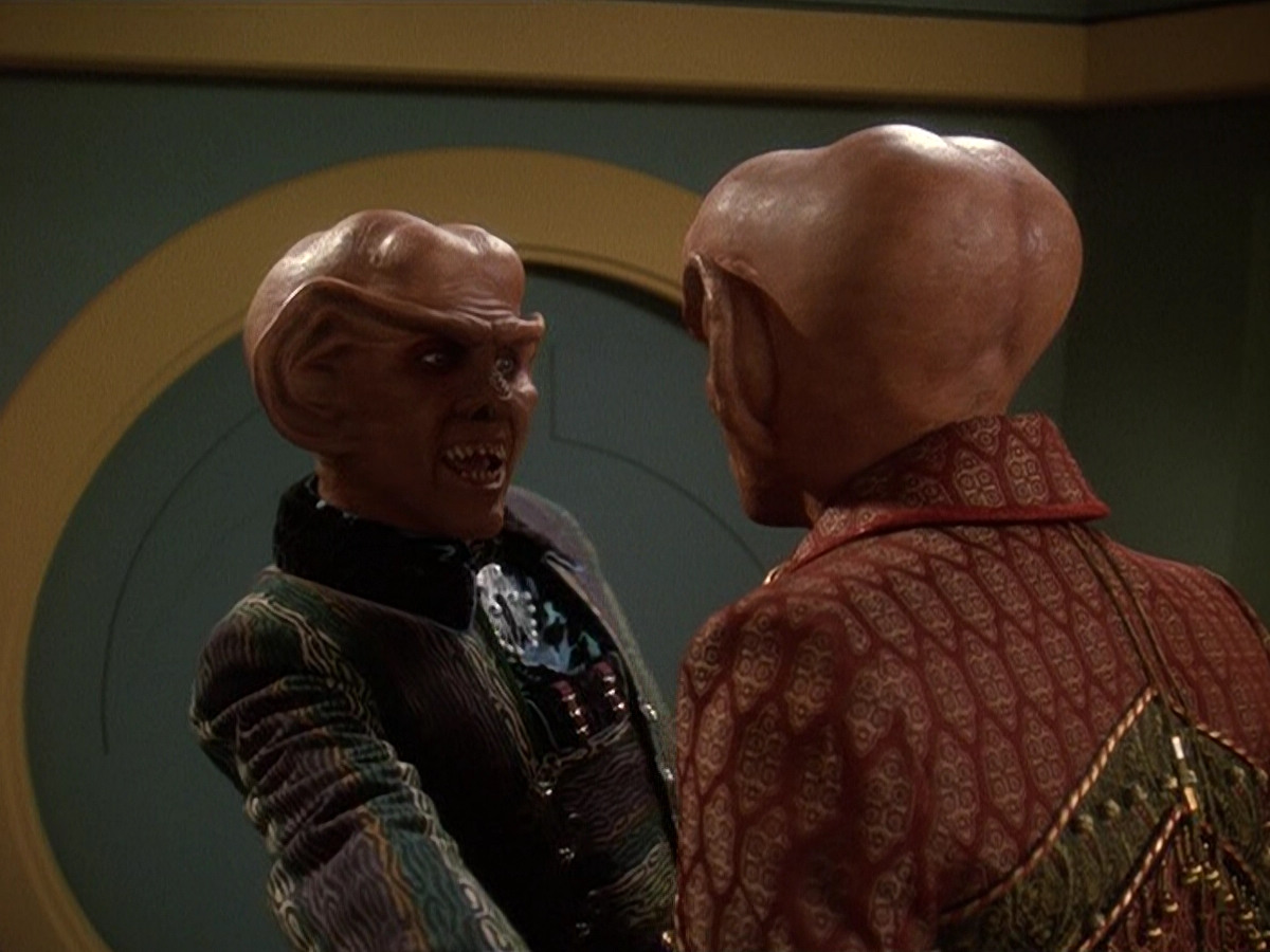 extant_StarTrek_DS9_5x20-FerengiLoveSongs_03713.jpg