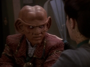 extant_StarTrek_DS9_5x20-FerengiLoveSongs_00067.jpg