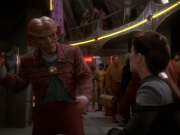 extant_StarTrek_DS9_5x20-FerengiLoveSongs_00073.jpg