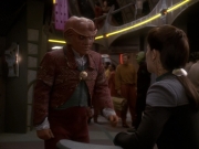 extant_StarTrek_DS9_5x20-FerengiLoveSongs_00081.jpg