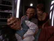 Filename=extant_StarTrek_DS9_5x20-FerengiLoveSongs_00214.jpg
Filesize=190KiB
Dimensions=1200x900
Date added=Dec 20, 2019 extant_StarTrek_DS9_5x20-FerengiLoveSongs_00214.jpg