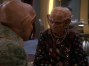 extant_StarTrek_DS9_5x20-FerengiLoveSongs_00640.jpg