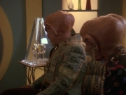 extant_StarTrek_DS9_5x20-FerengiLoveSongs_00644.jpg