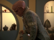 extant_StarTrek_DS9_5x20-FerengiLoveSongs_00646.jpg