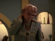 extant_StarTrek_DS9_5x20-FerengiLoveSongs_00650.jpg