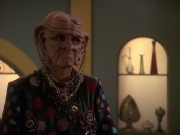 extant_StarTrek_DS9_5x20-FerengiLoveSongs_00674.jpg
