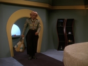 extant_StarTrek_DS9_5x20-FerengiLoveSongs_00681.jpg