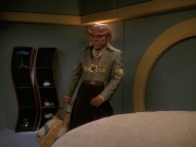 extant_StarTrek_DS9_5x20-FerengiLoveSongs_00688.jpg