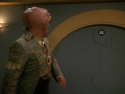extant_StarTrek_DS9_5x20-FerengiLoveSongs_00694.jpg