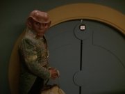 extant_StarTrek_DS9_5x20-FerengiLoveSongs_00696.jpg