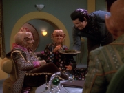 Filename=extant_StarTrek_DS9_5x20-FerengiLoveSongs_00971.jpg
Filesize=210KiB
Dimensions=1200x900
Date added=Dec 20, 2019 extant_StarTrek_DS9_5x20-FerengiLoveSongs_00971.jpg