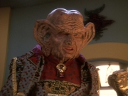 extant_StarTrek_DS9_5x20-FerengiLoveSongs_01030.jpg