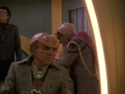 extant_StarTrek_DS9_5x20-FerengiLoveSongs_01038.jpg