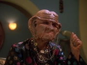 extant_StarTrek_DS9_5x20-FerengiLoveSongs_01048.jpg