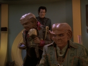 extant_StarTrek_DS9_5x20-FerengiLoveSongs_01050.jpg
