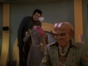extant_StarTrek_DS9_5x20-FerengiLoveSongs_01052.jpg